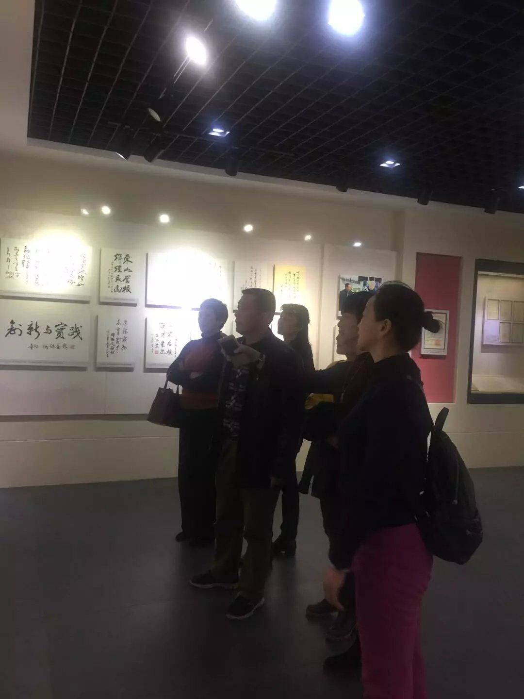 QQ图片20170328103321.jpg