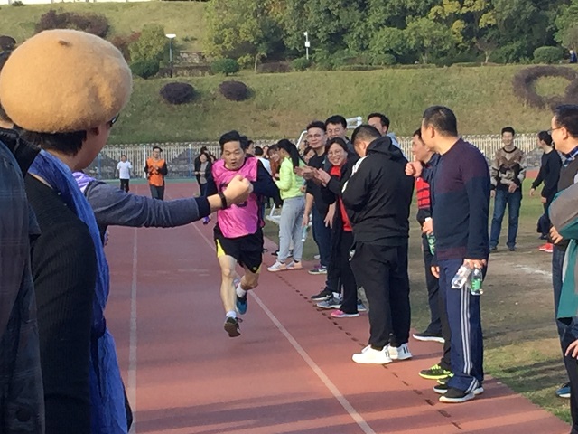 冲刺最后.jpg